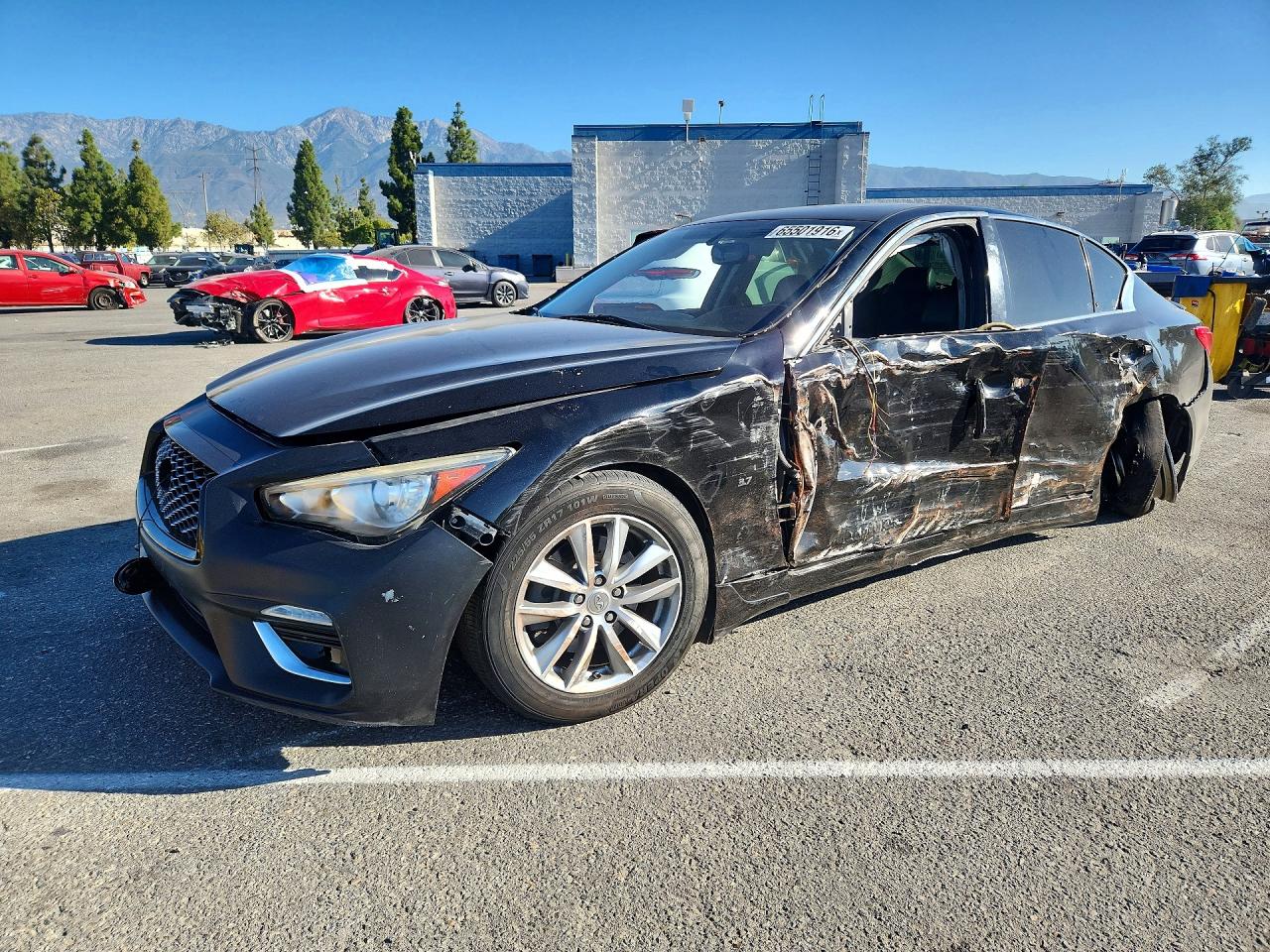 2015 INFINITI Q50 PREMIUM