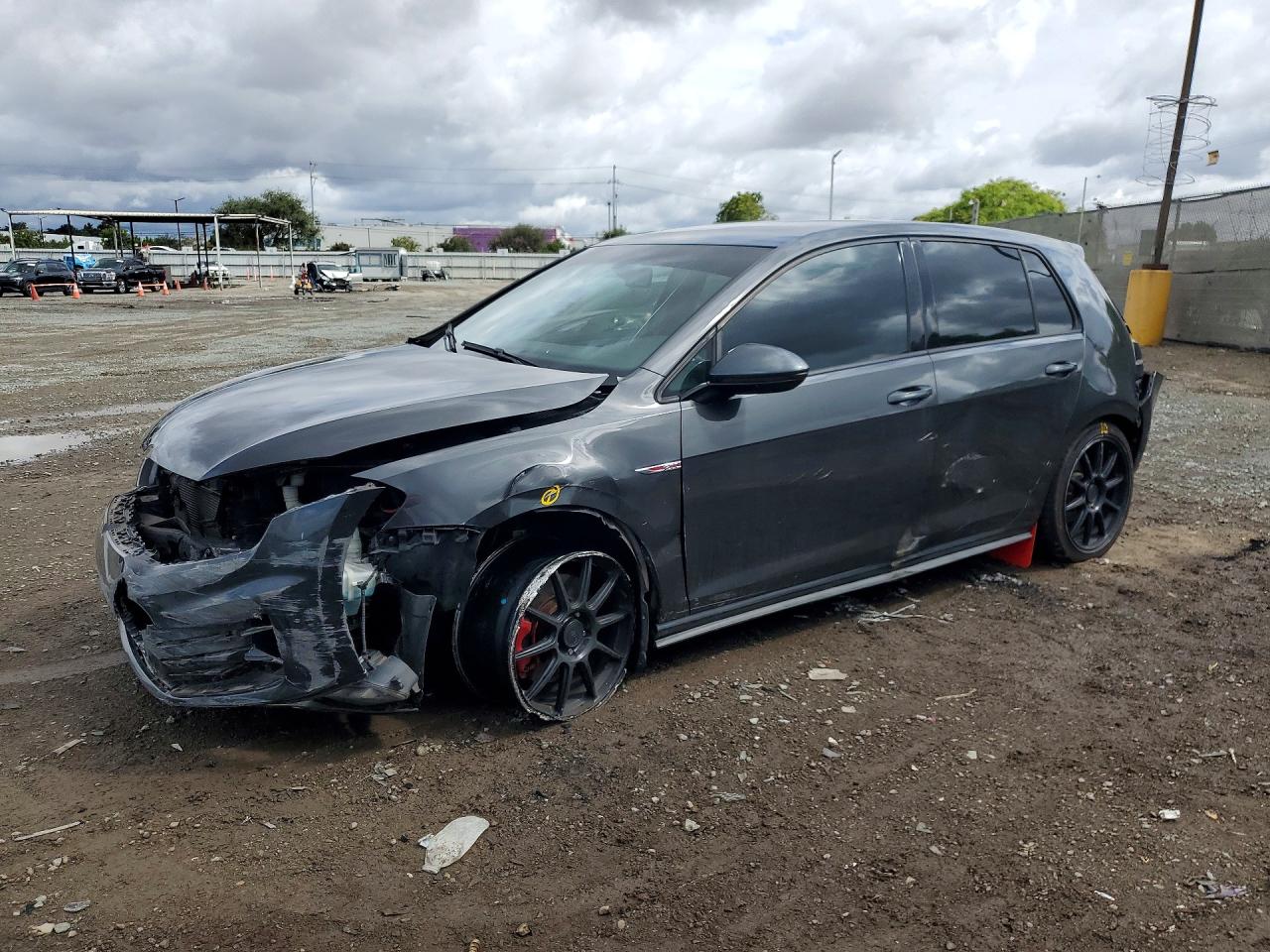 2015 VOLKSWAGEN GTI