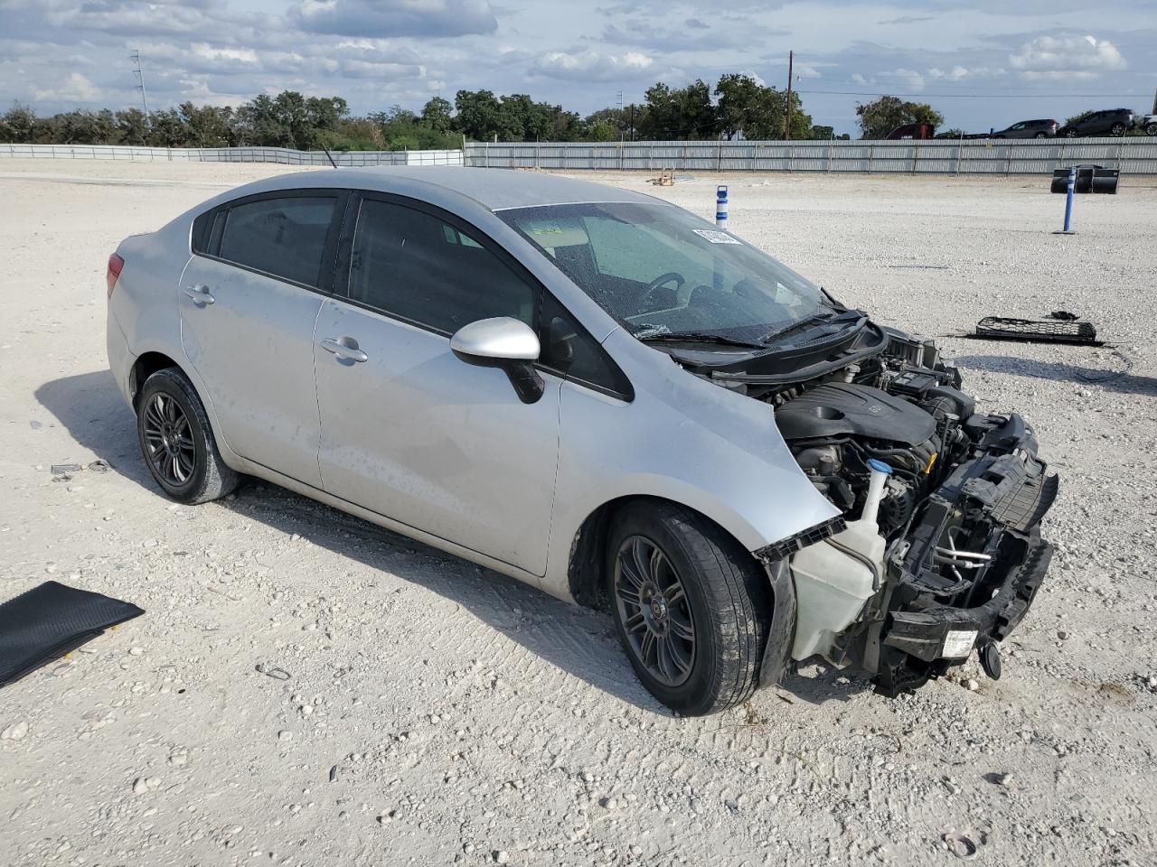 2015 KIA RIO EX — снимка 4