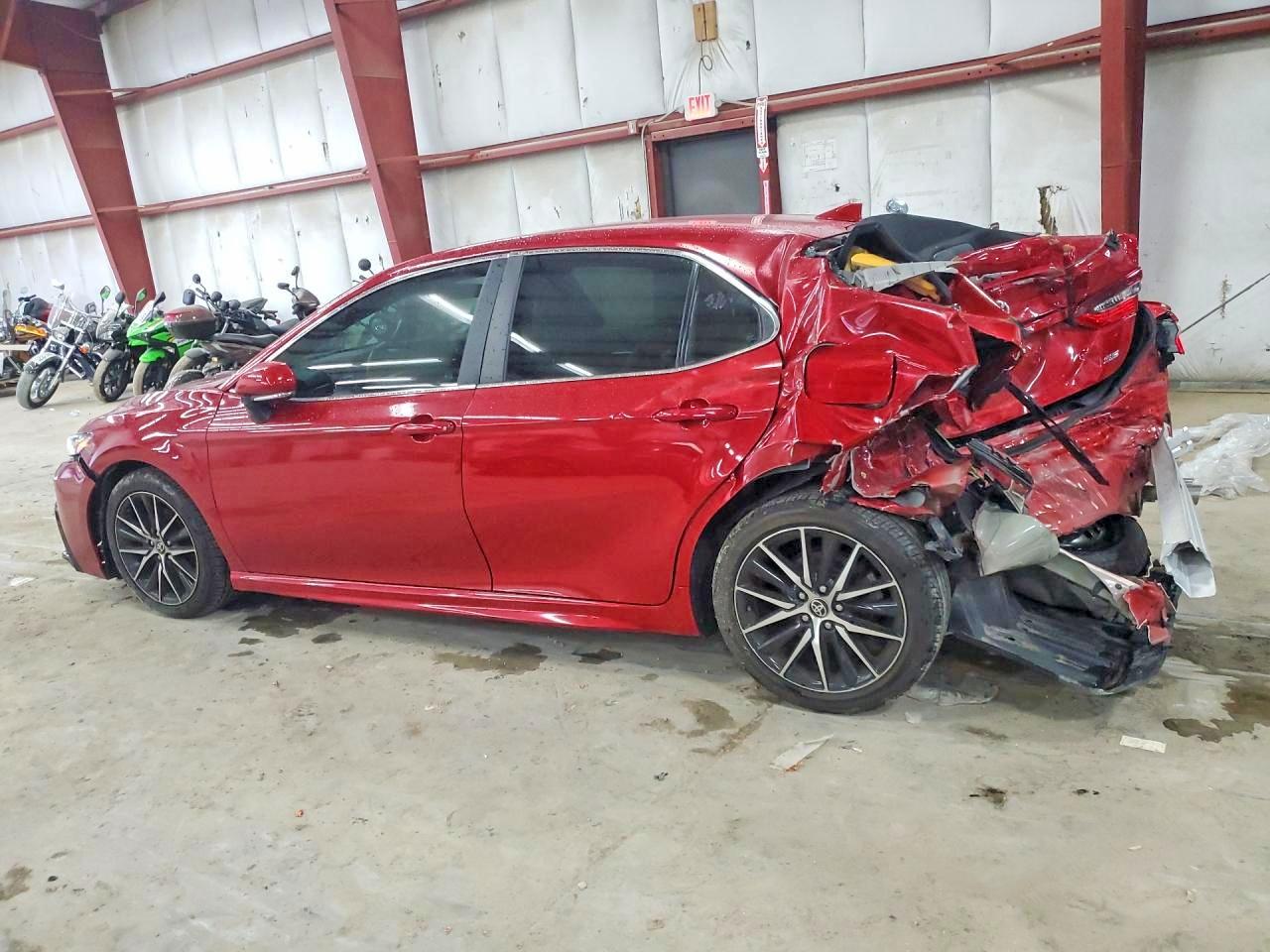 2022 TOYOTA CAMRY SE — снимка 2