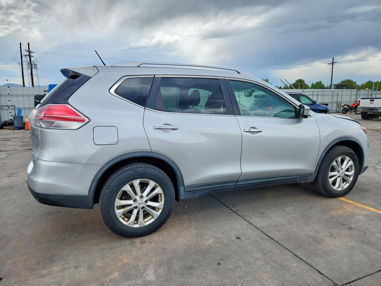 2016 NISSAN ROGUE SV — снимка 3