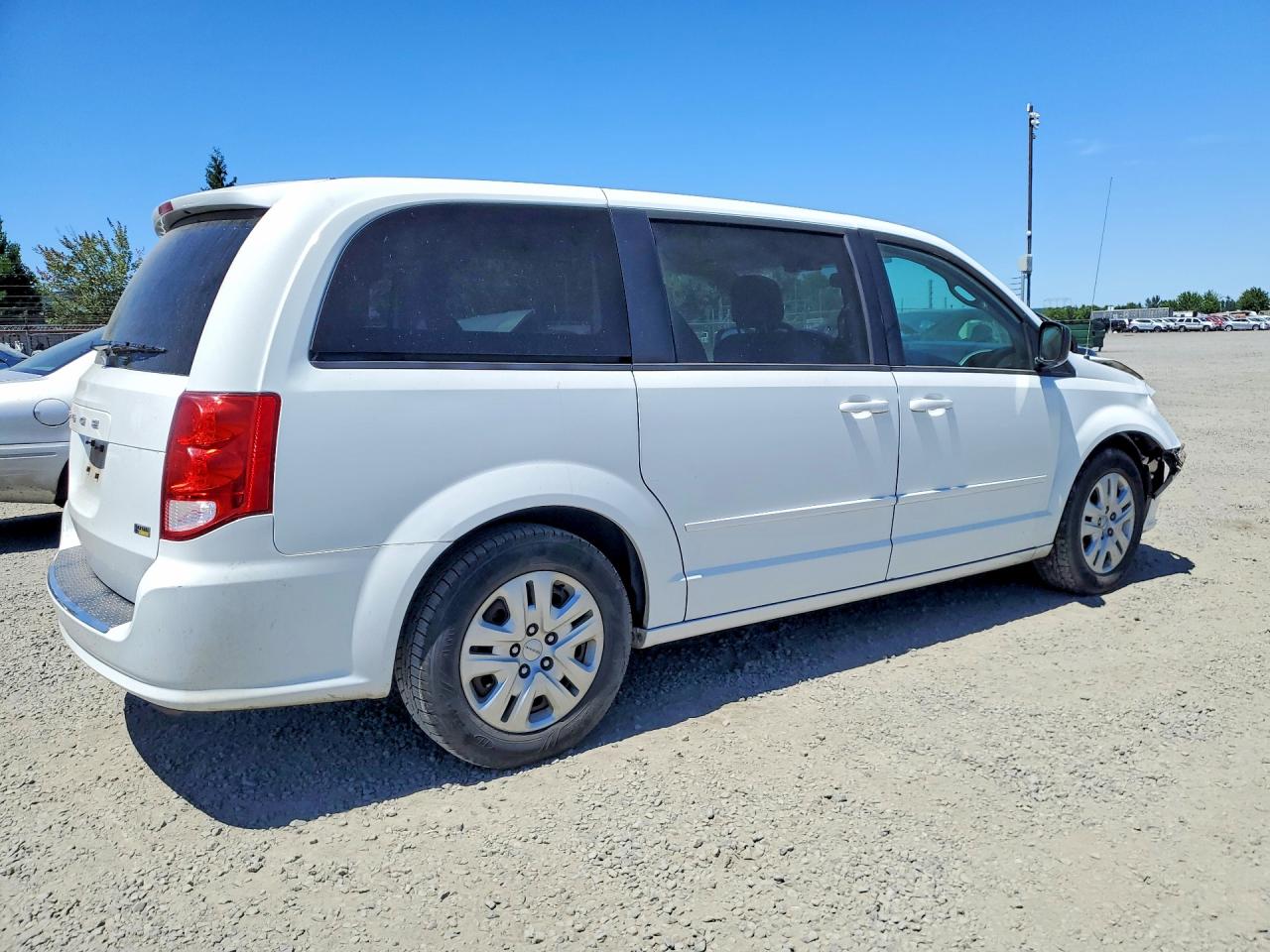 2017 DODGE GRAND CARAVAN SE — снимка 3