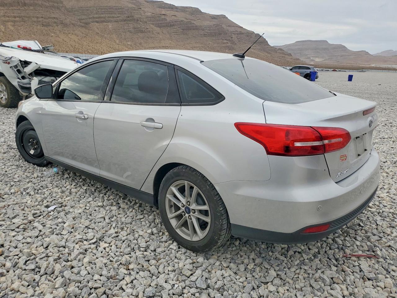 2015 FORD FOCUS SE — снимка 2