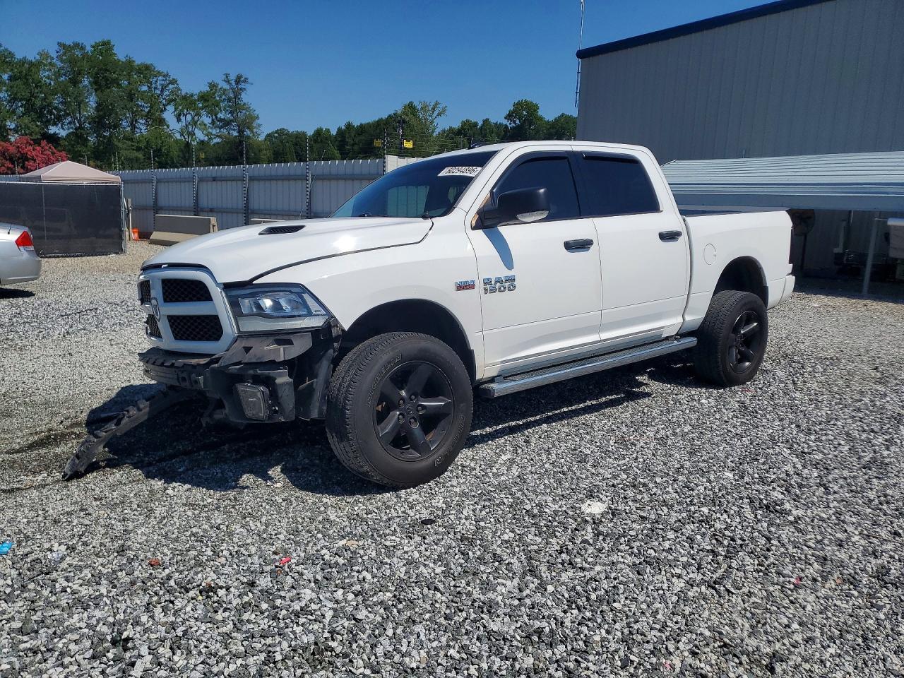 2017 RAM 1500 SLT