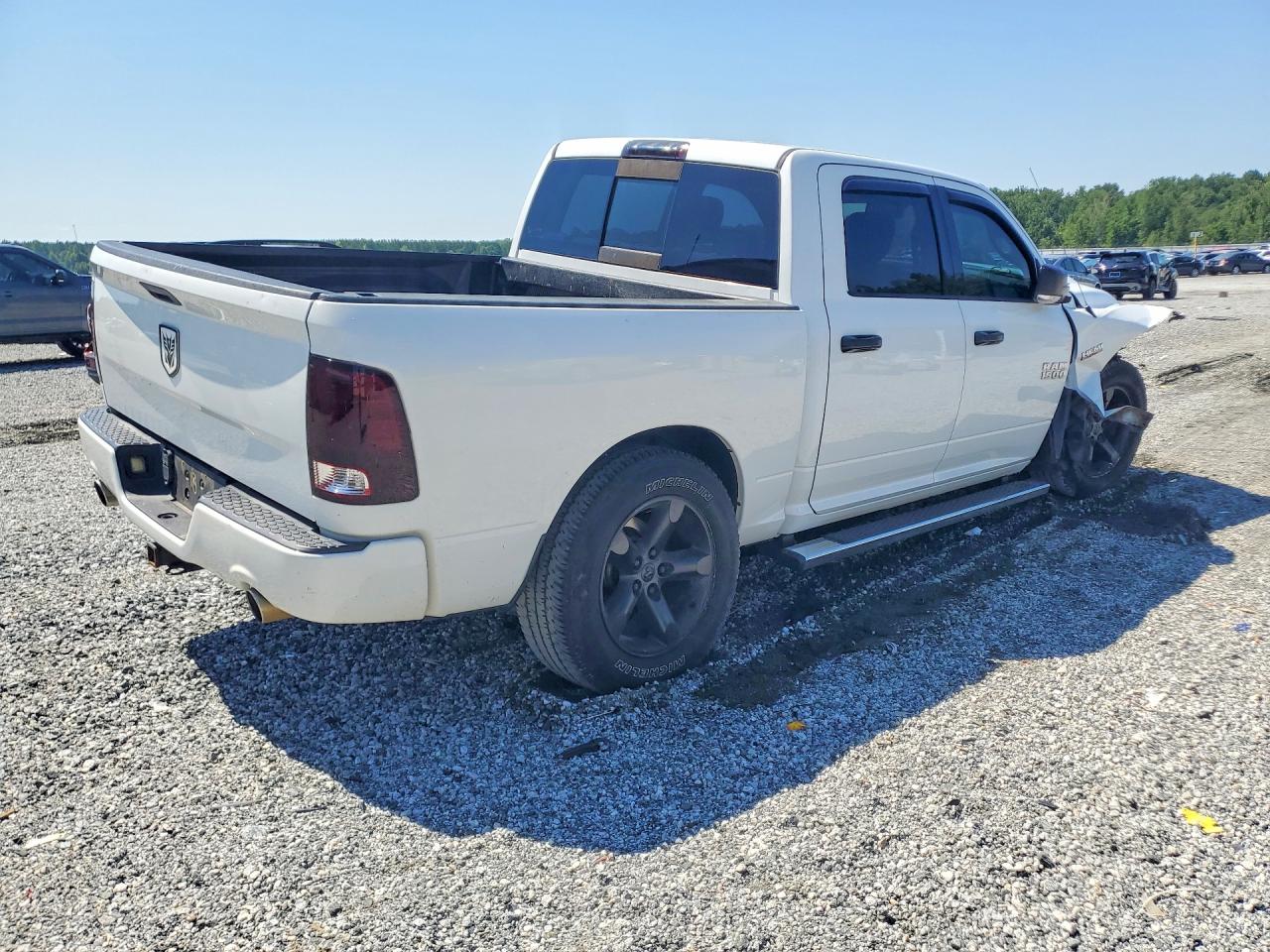 2017 RAM 1500 SLT — снимка 3