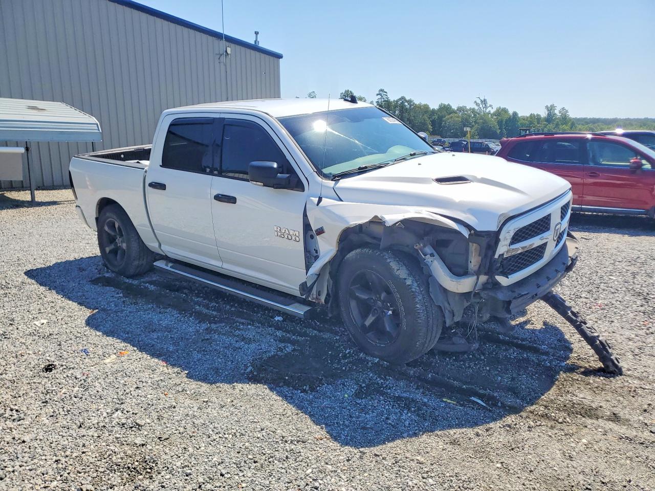 2017 RAM 1500 SLT — снимка 4