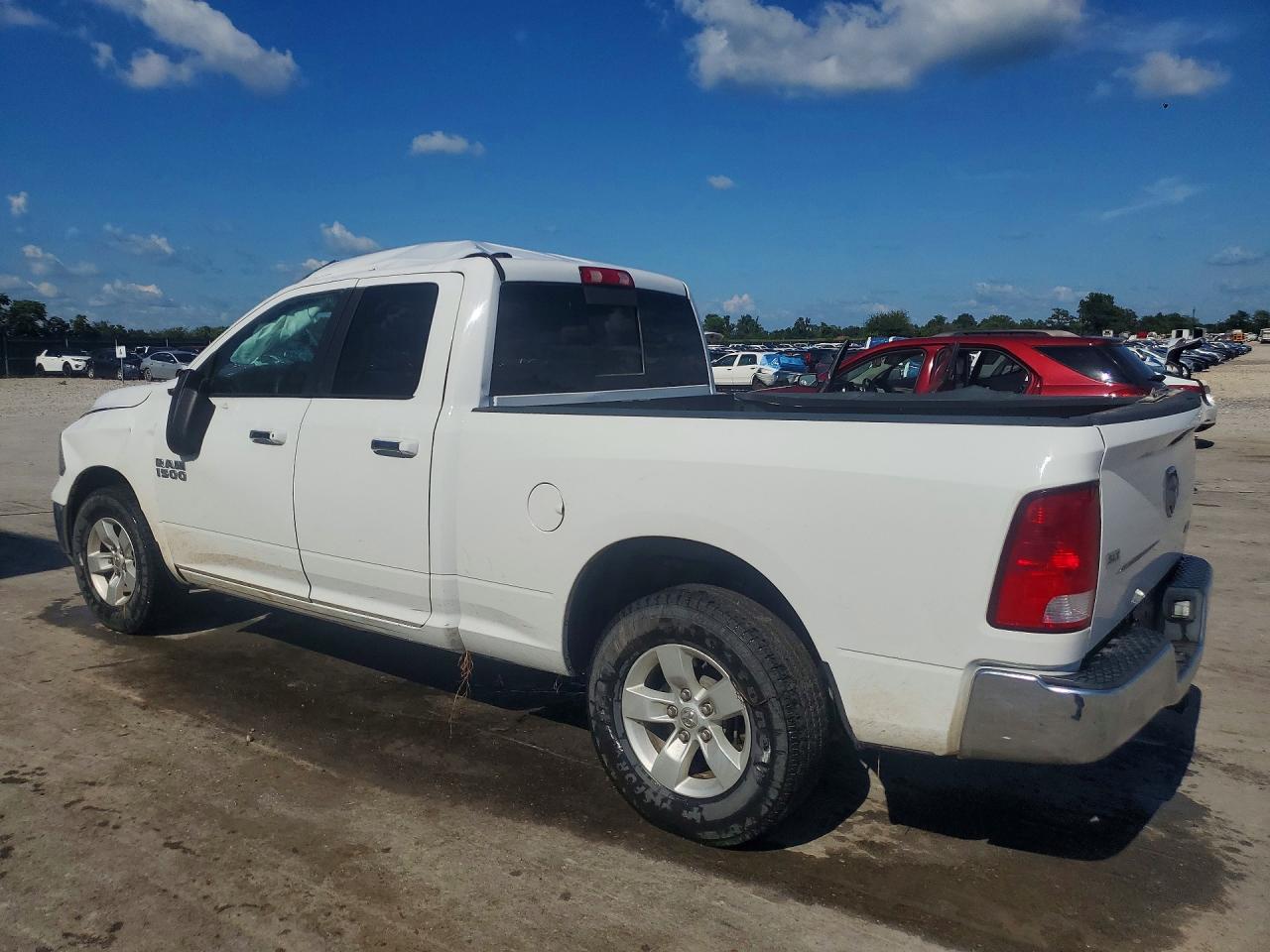 2018 RAM 1500 SLT — снимка 2