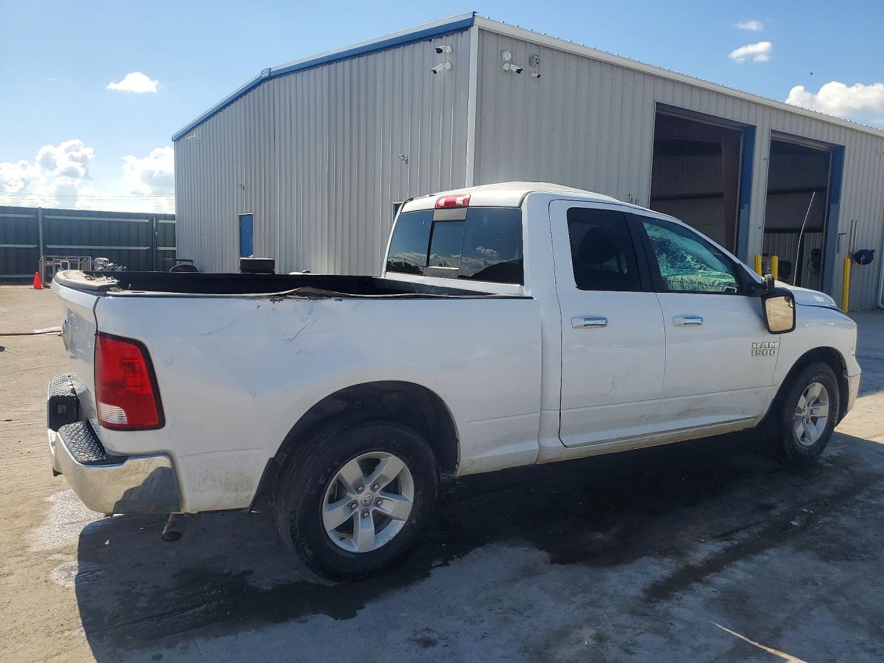 2018 RAM 1500 SLT — снимка 3