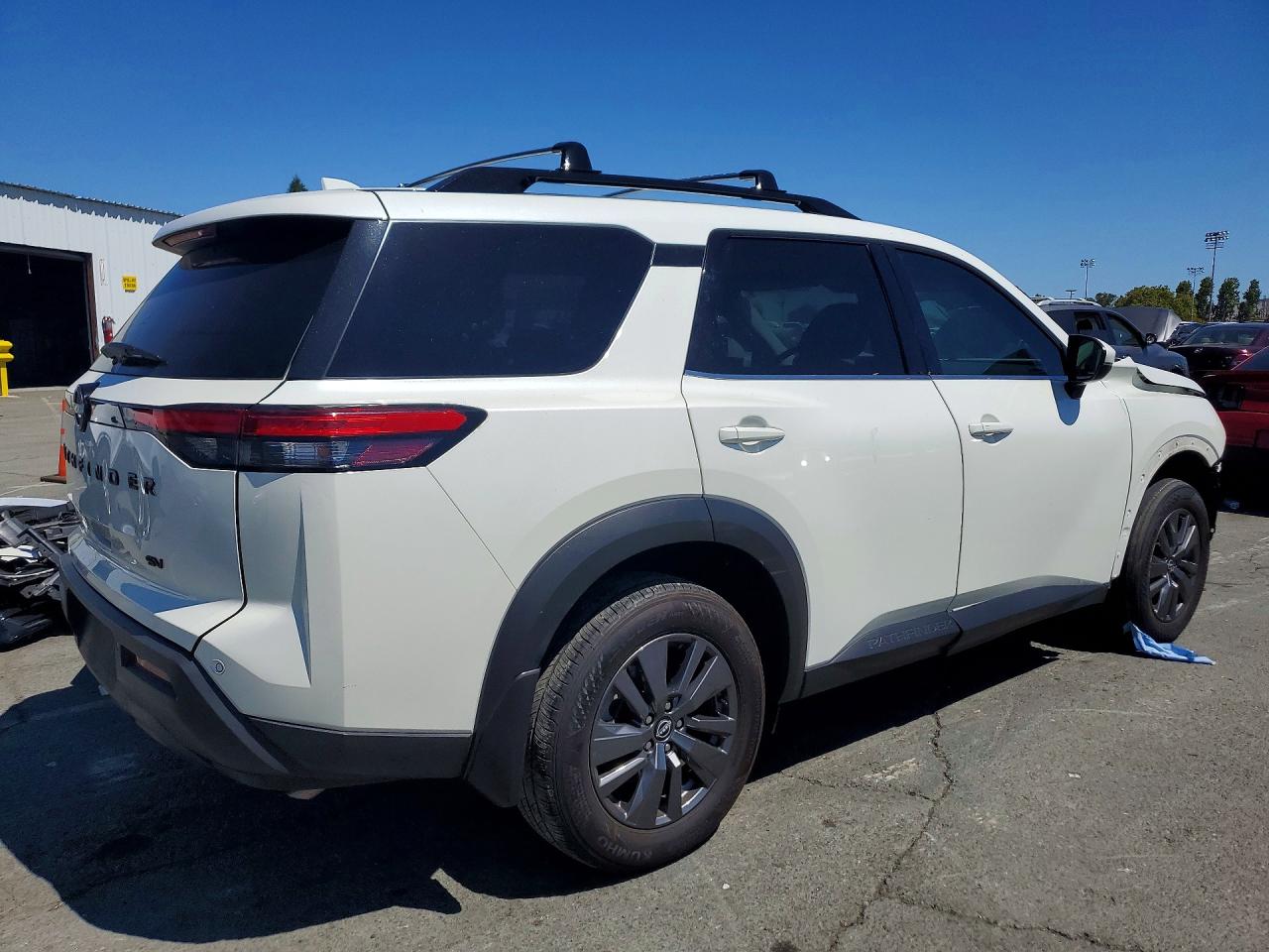 2024 NISSAN PATHFINDER SV — снимка 3