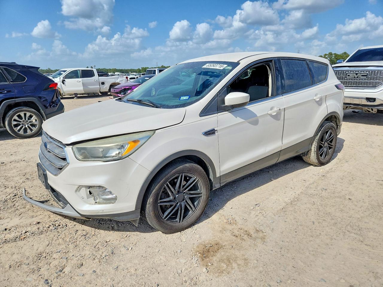 2017 FORD ESCAPE SE