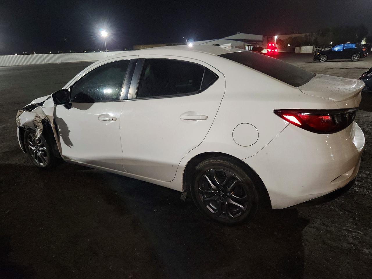 2019 TOYOTA YARIS LE — снимка 2