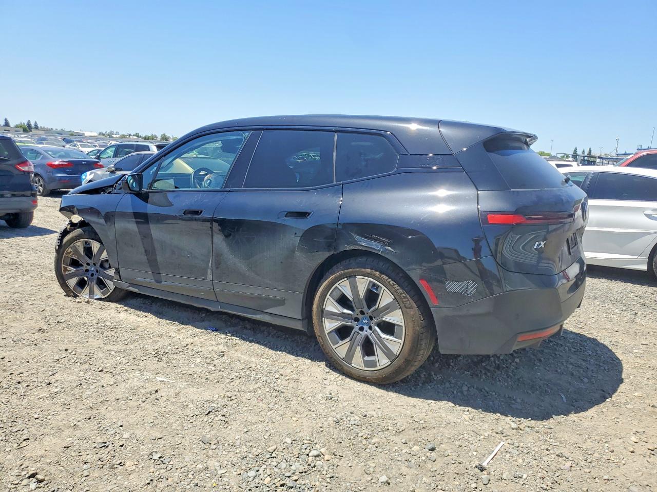 2025 BMW IX XDRIVE50 — снимка 2