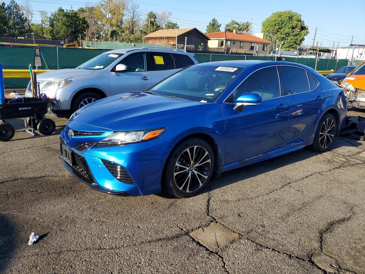 2018 TOYOTA CAMRY SE