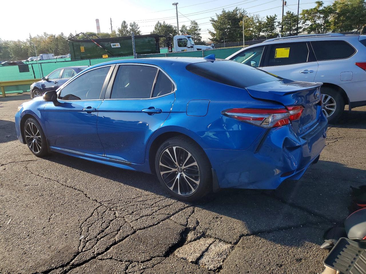 2018 TOYOTA CAMRY SE — снимка 2