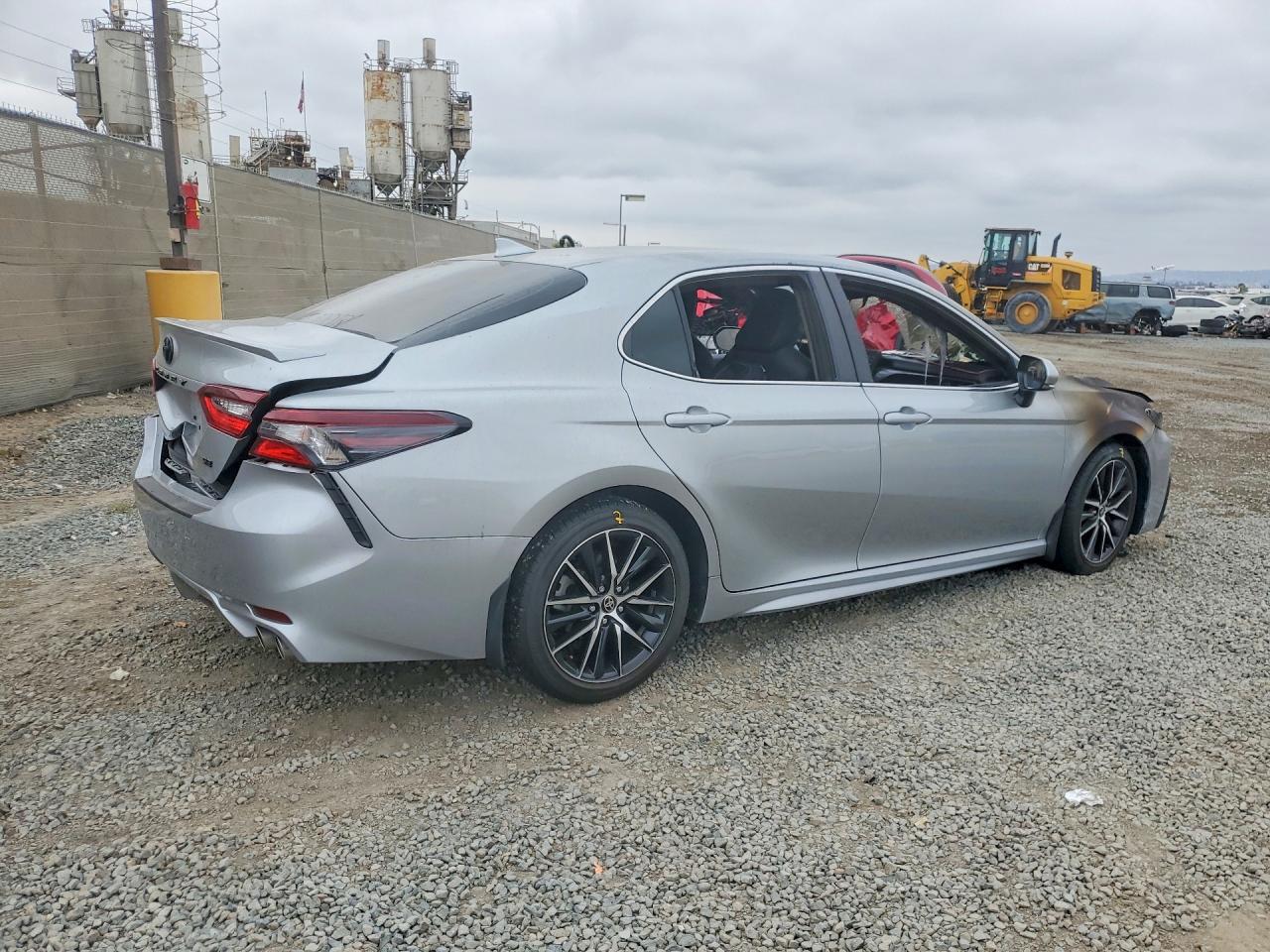 2024 TOYOTA CAMRY SE — снимка 3