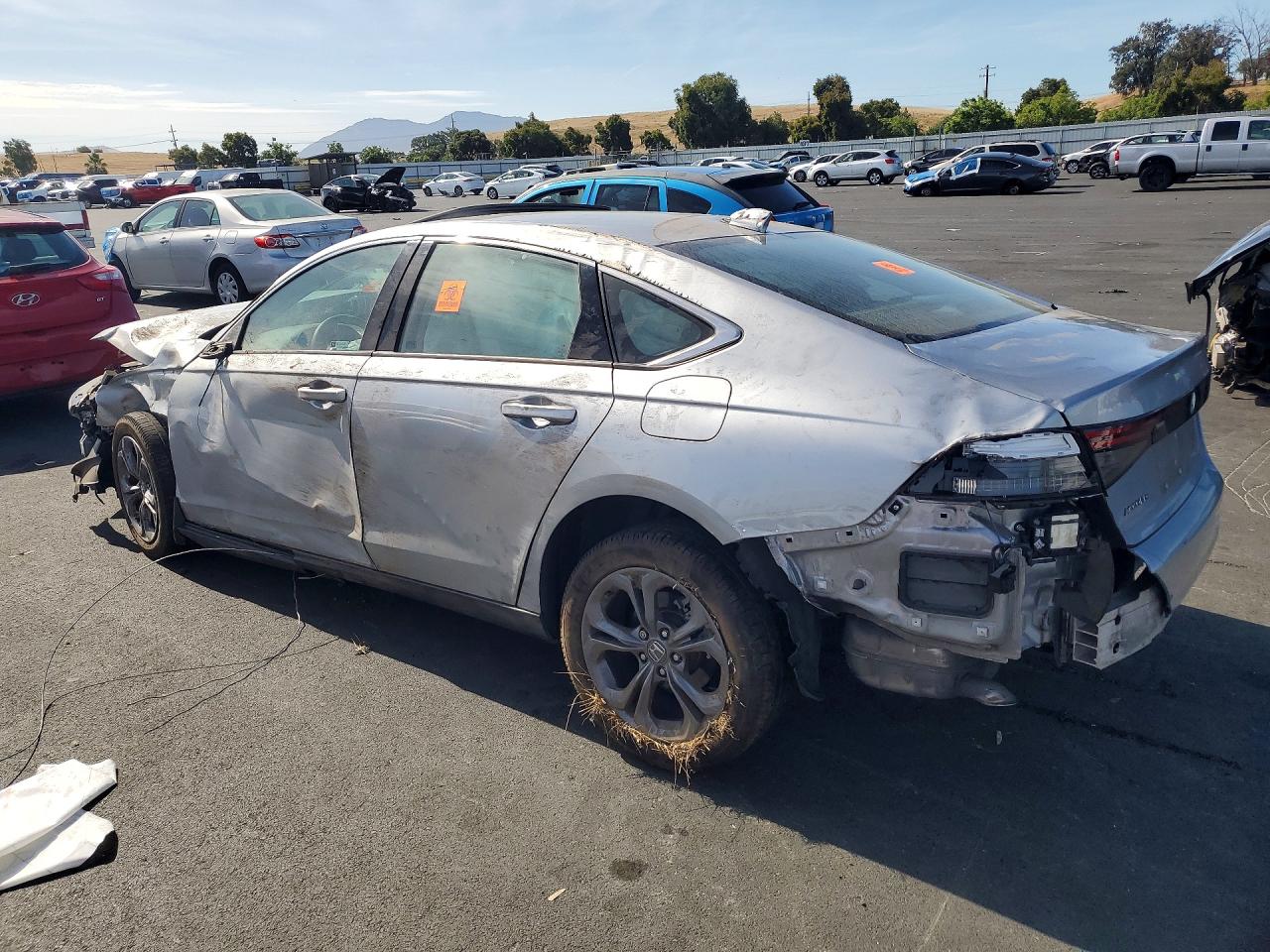 2023 HONDA ACCORD EX — снимка 2