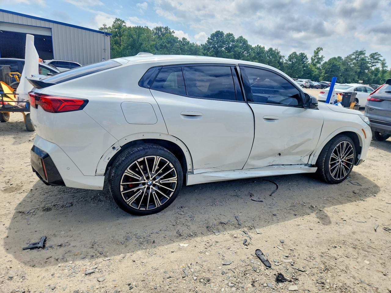 2026 BMW X2 M35I — снимка 3