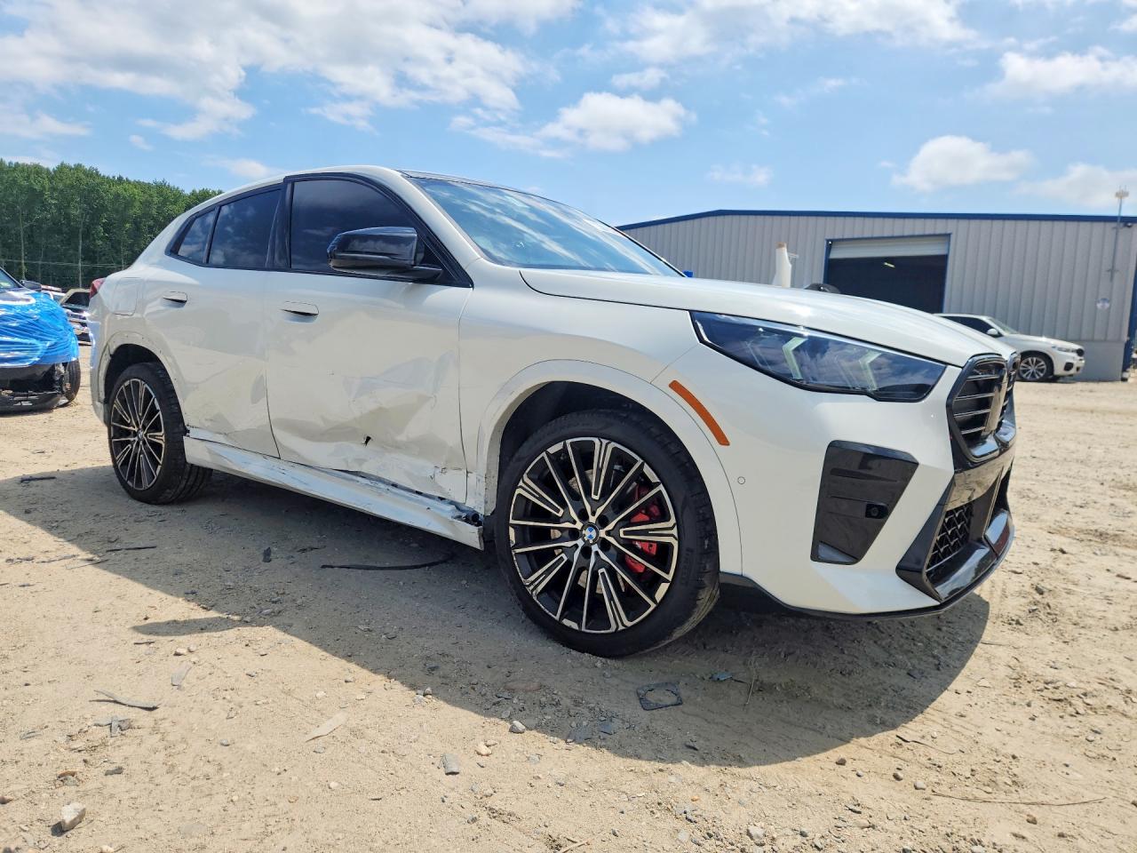 2026 BMW X2 M35I — снимка 4