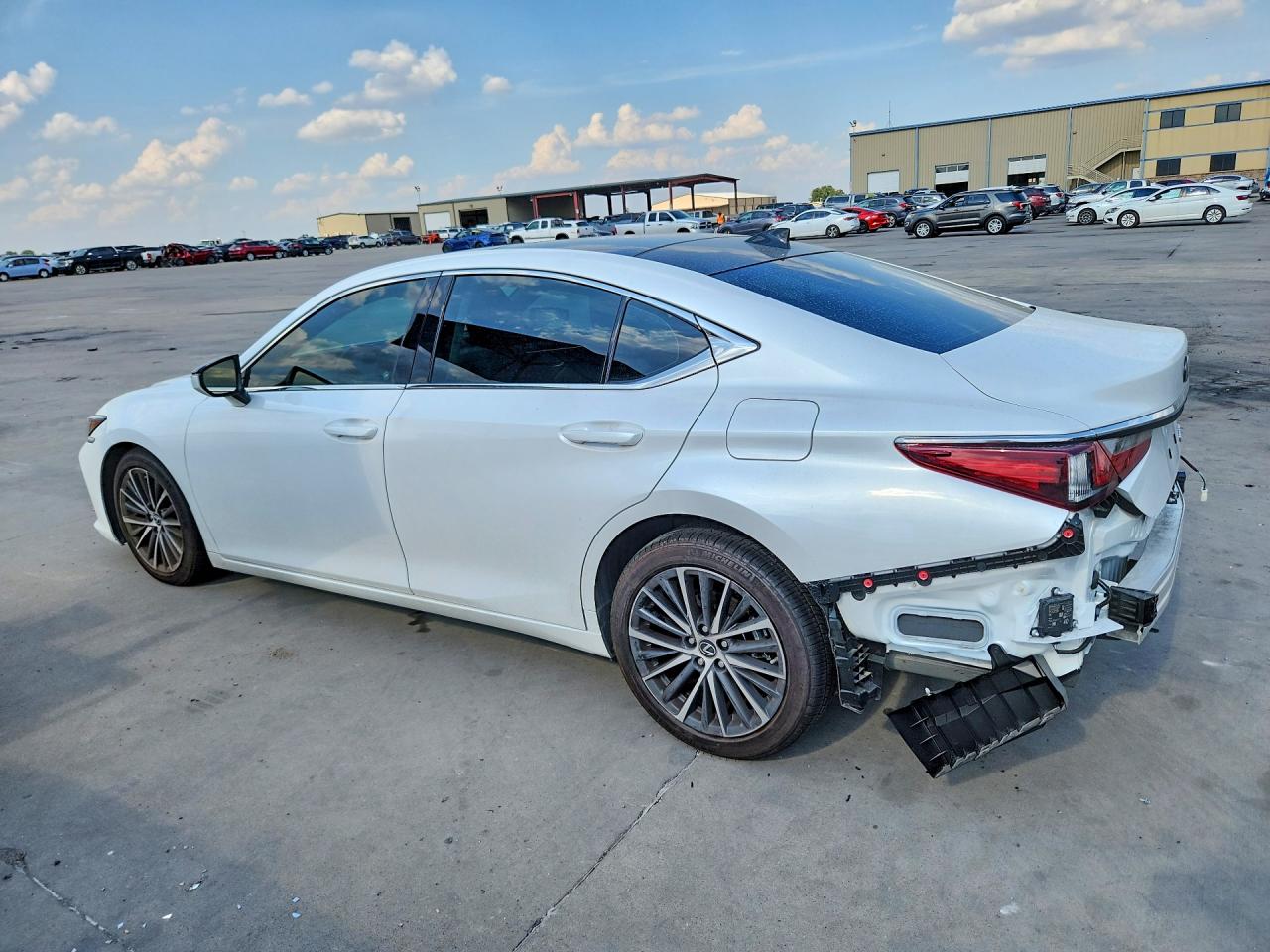2025 LEXUS ES 350 BASE — снимка 2