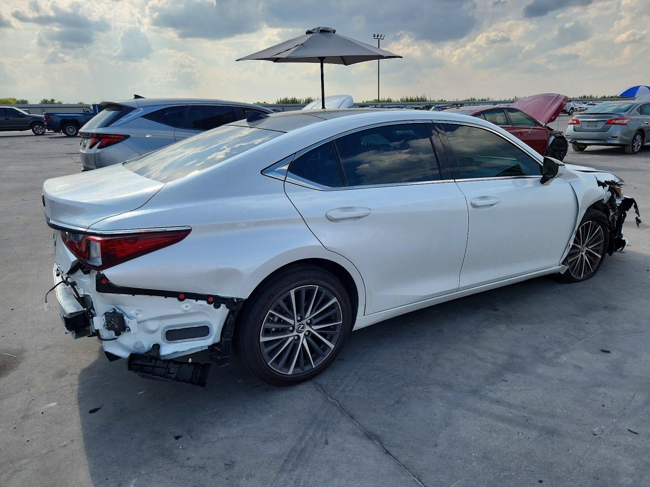2025 LEXUS ES 350 BASE — снимка 3