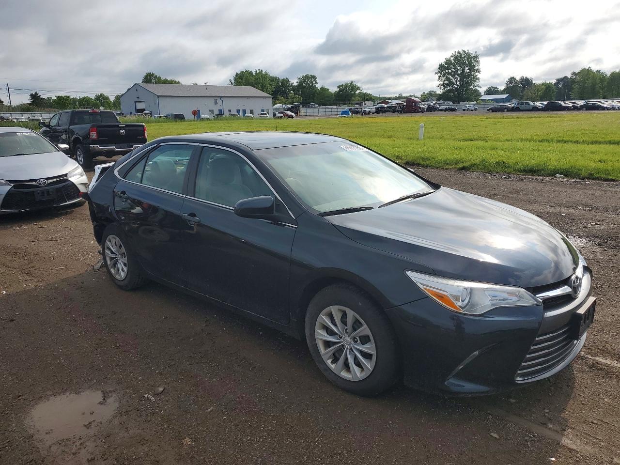 2015 TOYOTA CAMRY LE — снимка 4