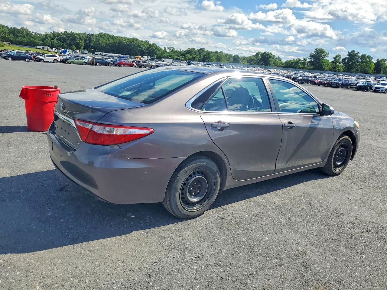 2016 TOYOTA CAMRY LE — снимка 3