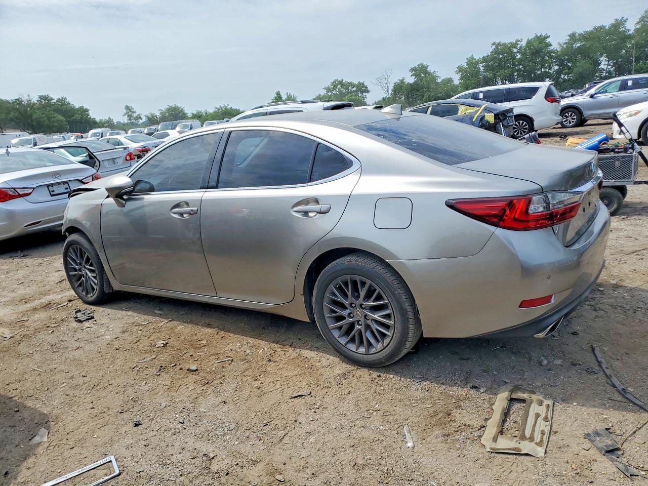 2018 LEXUS ES 350 — снимка 2