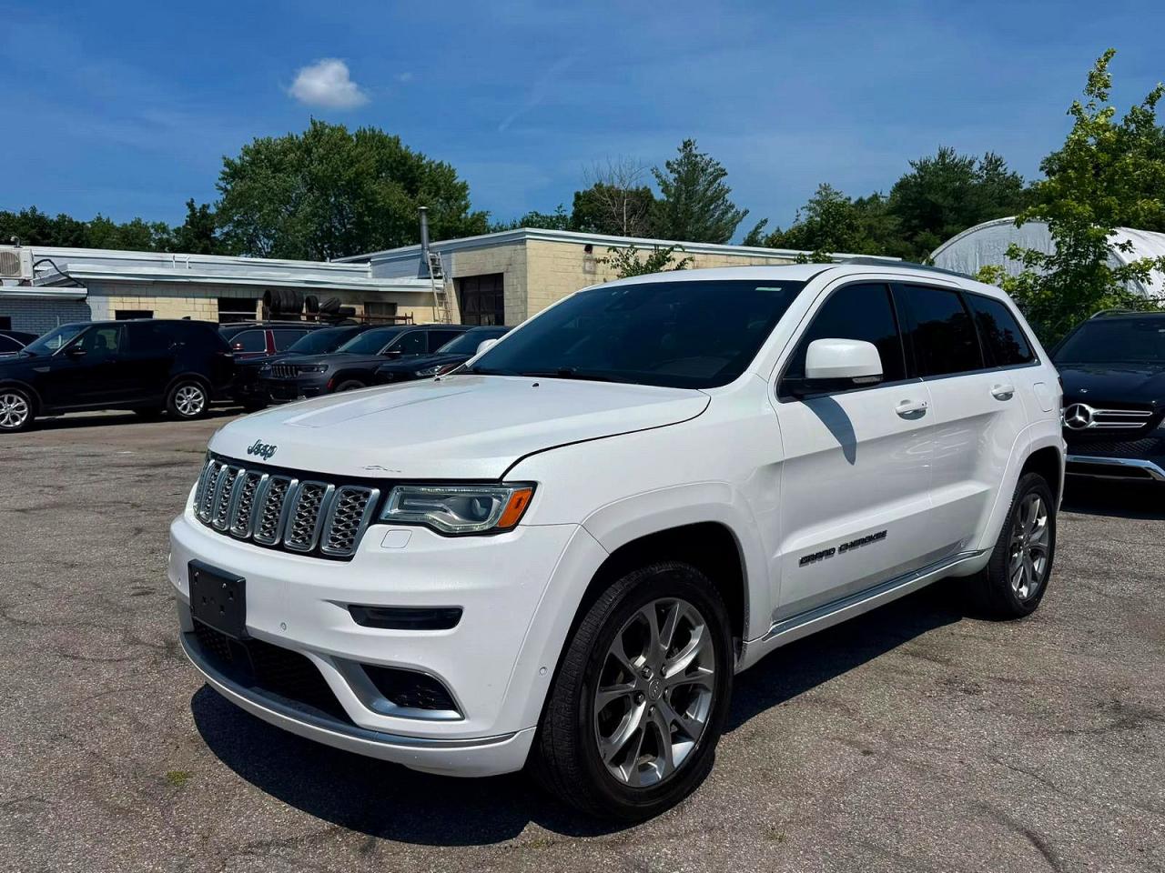 2019 JEEP GRAND CHEROKEE SUMMIT — снимка 2