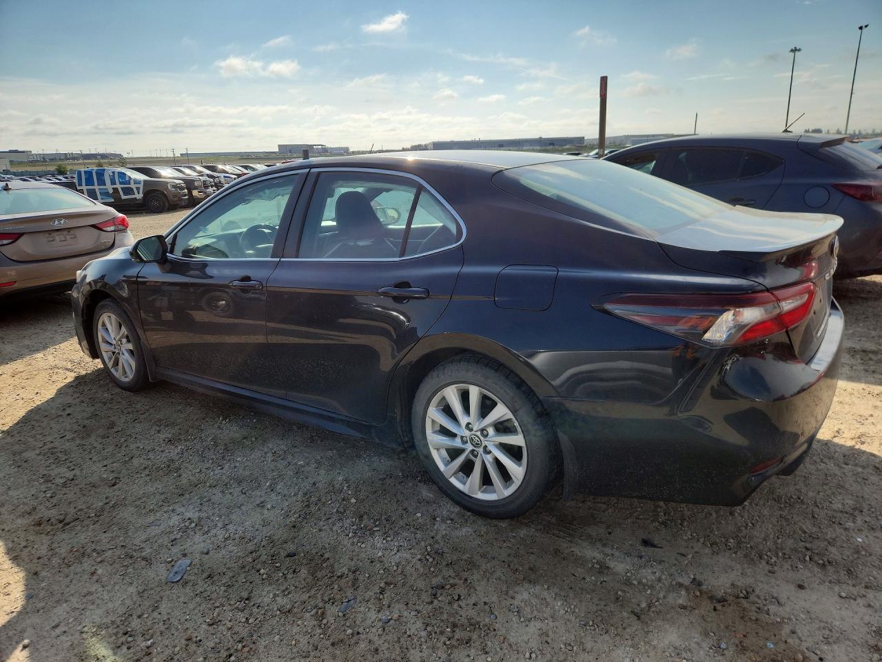 2021 TOYOTA CAMRY SE — снимка 2