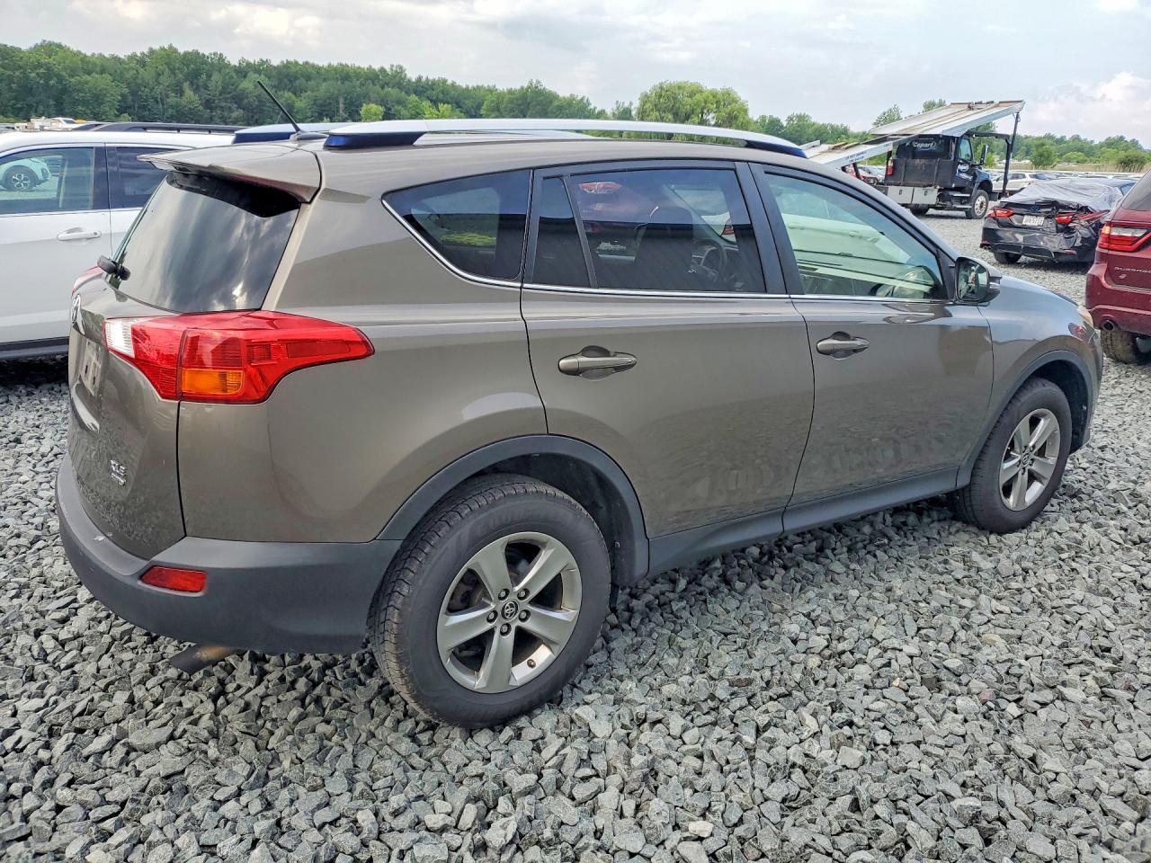 2015 TOYOTA RAV4 XLE — снимка 3