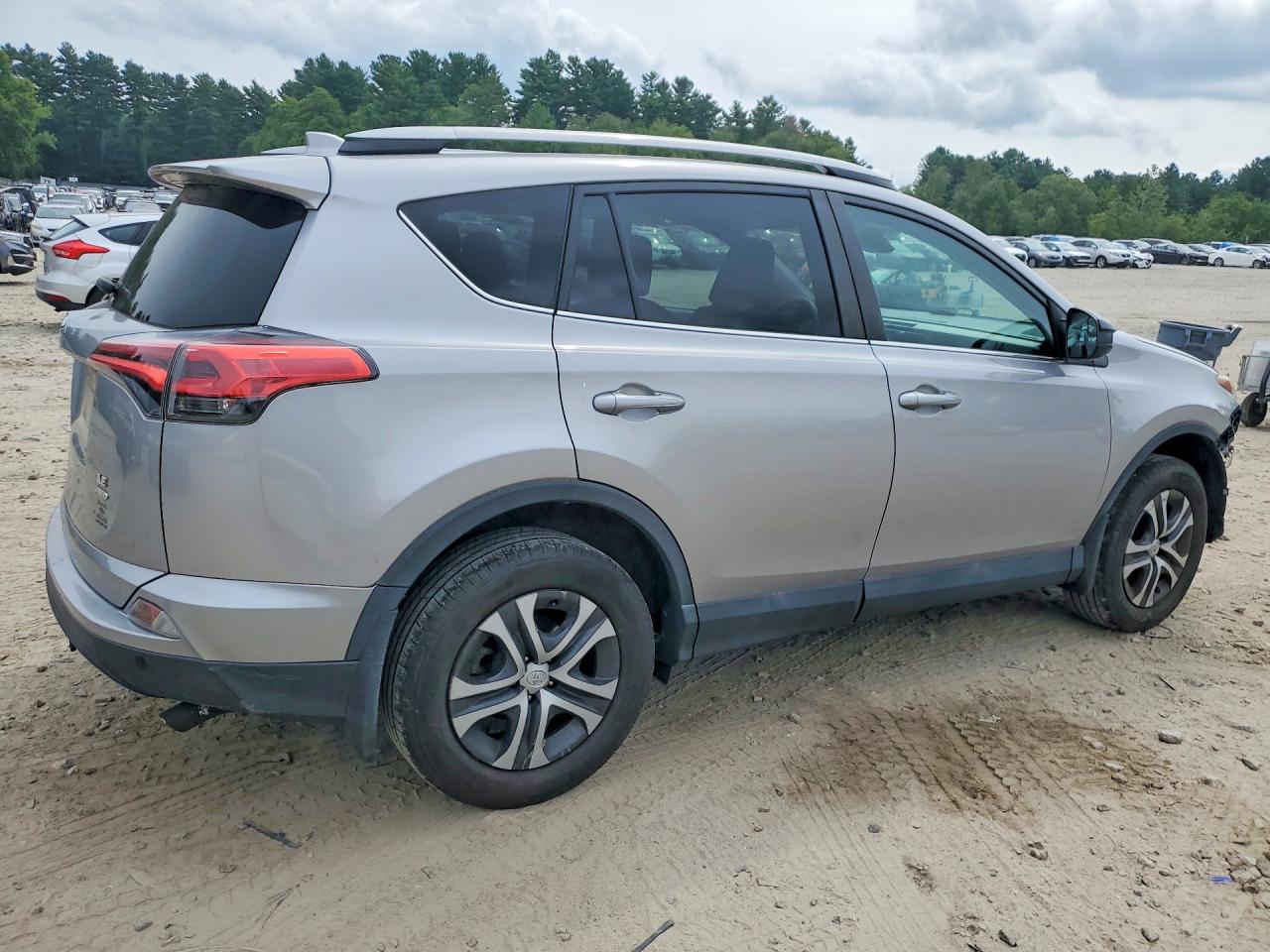 2017 TOYOTA RAV4 LE — снимка 3