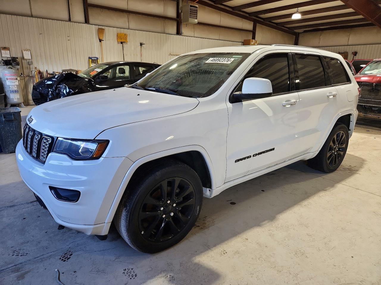2018 JEEP GR CHER