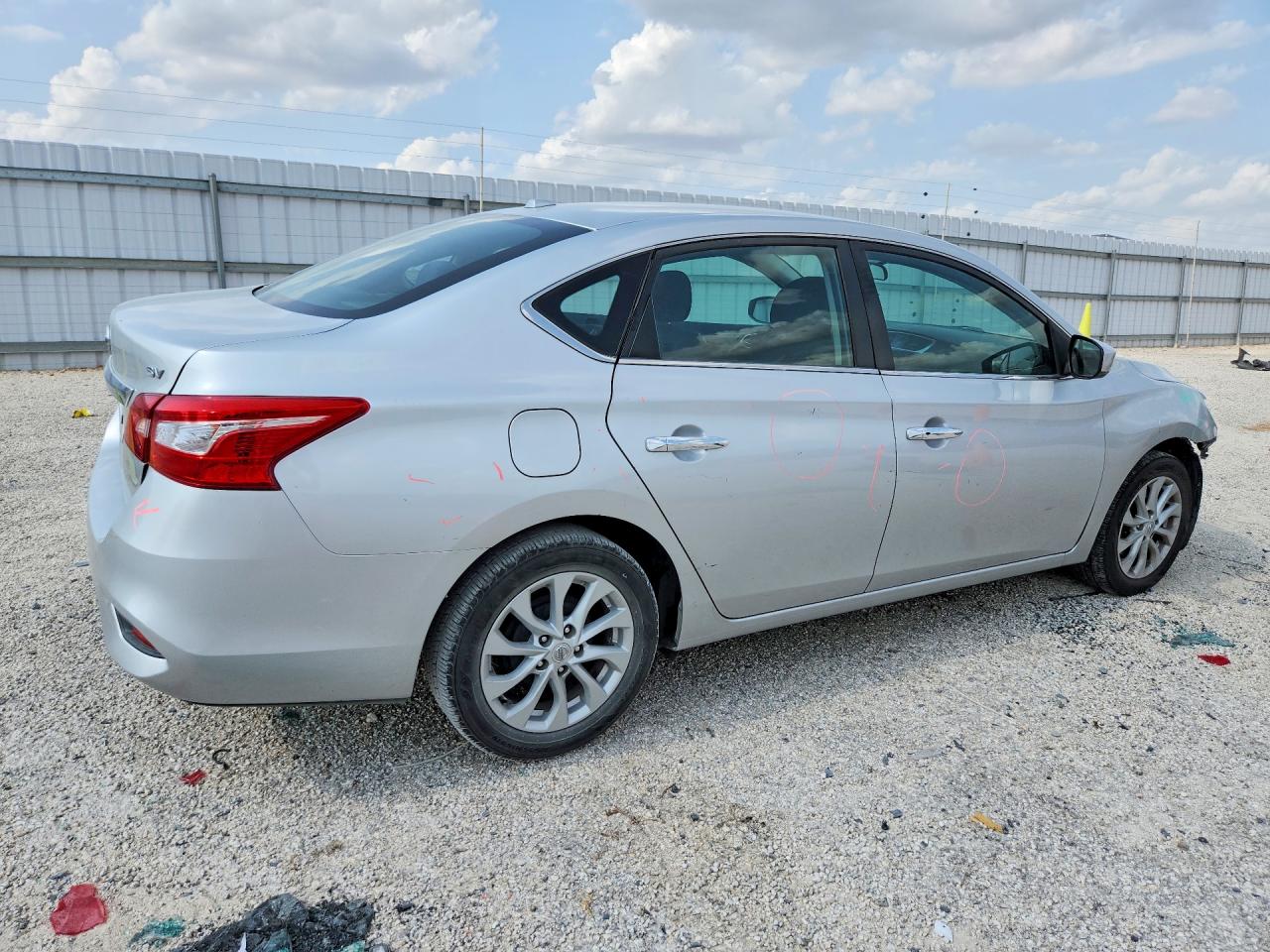 2019 NISSAN SENTRA SV — снимка 3