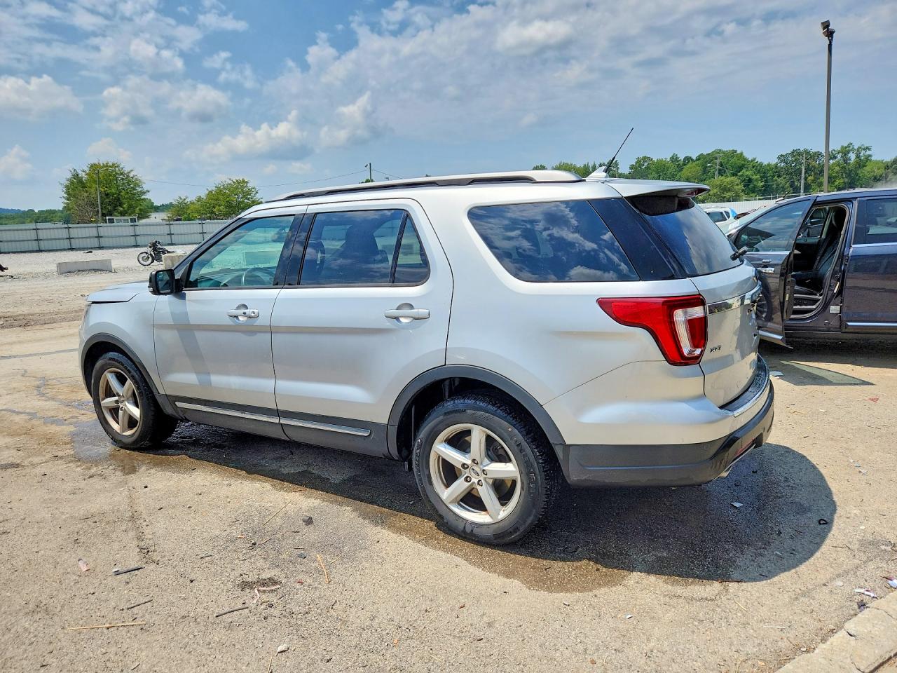 2018 FORD EXPLORER XLT — снимка 2