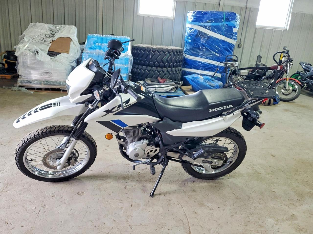 2023 HONDA XR150L E — снимка 3