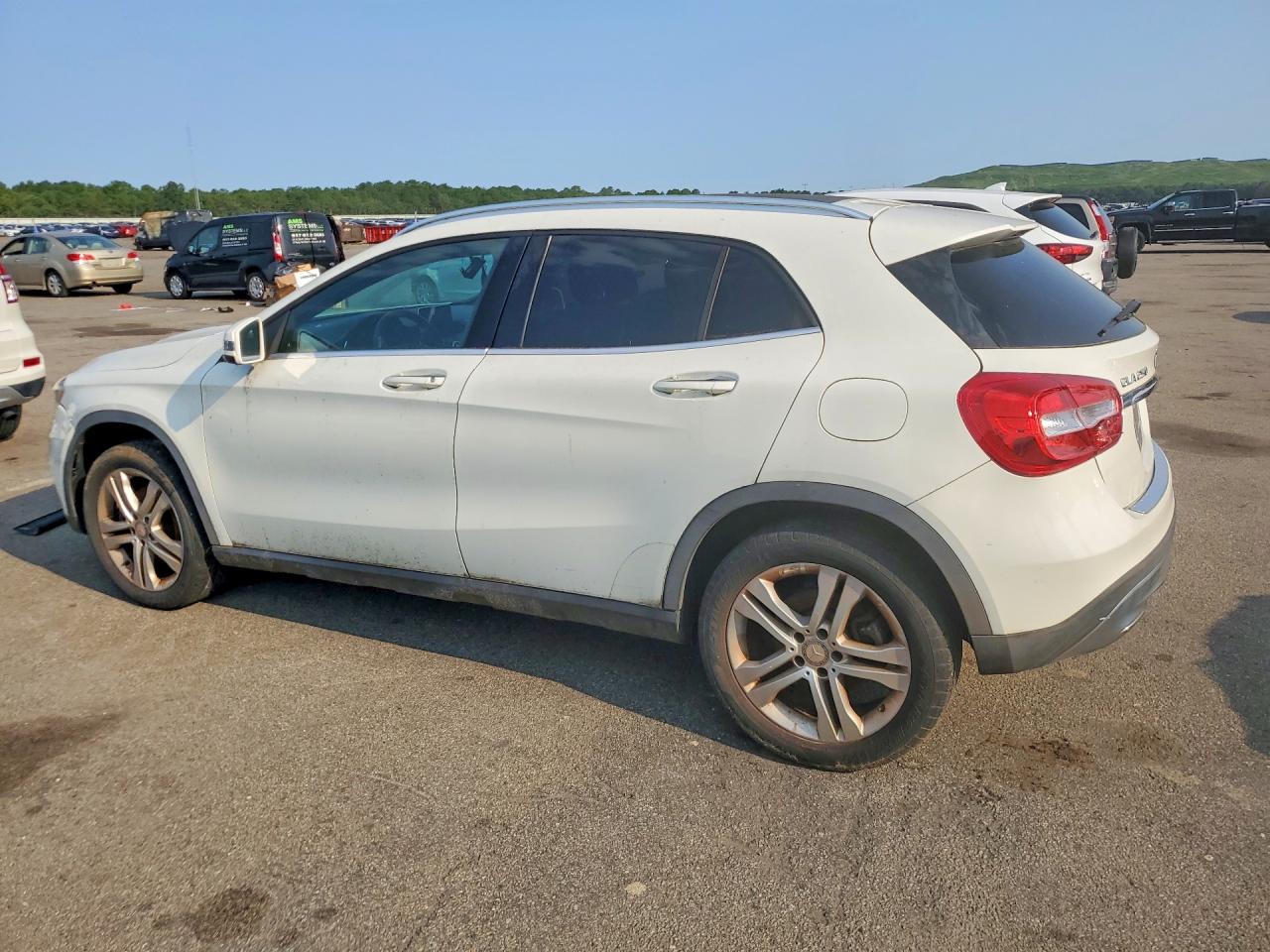 2016 MERCEDES-BENZ GLA 250 4MATIC — снимка 2