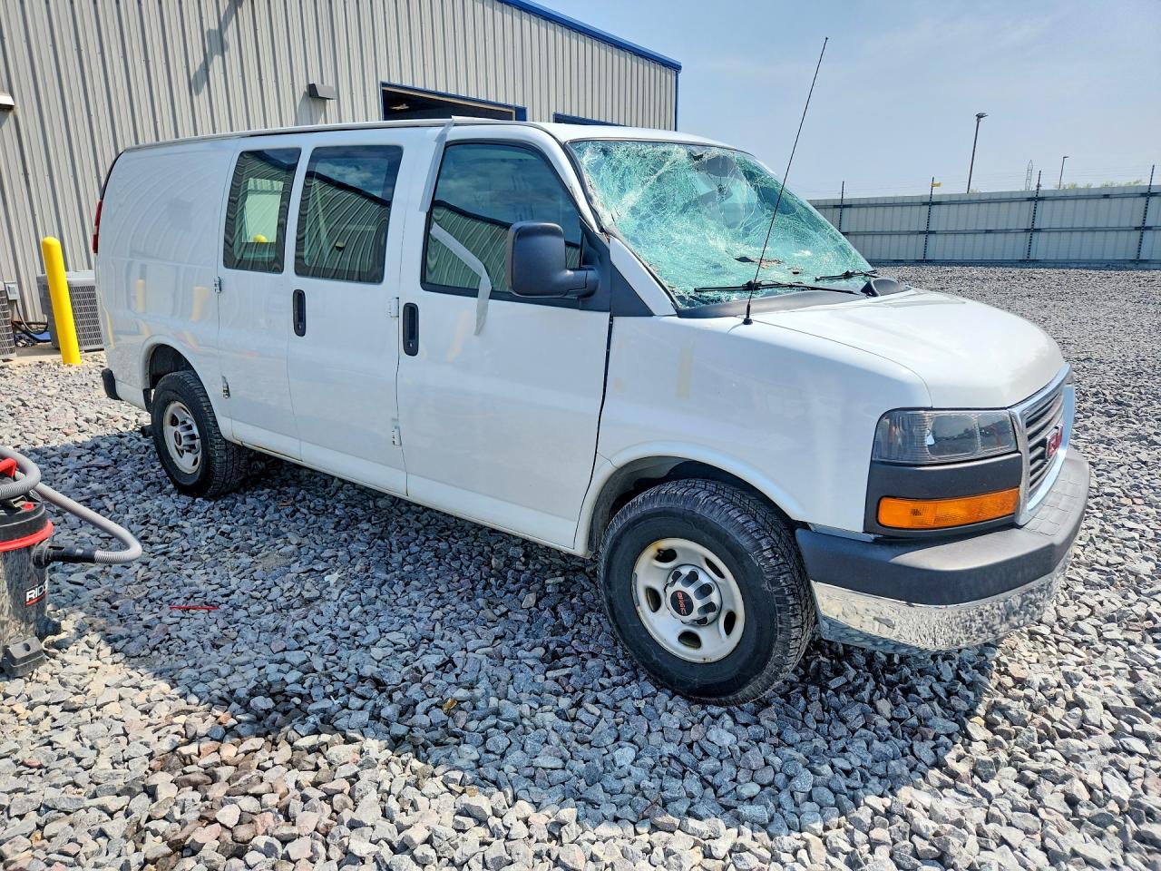 2016 GMC SAVANA G2500 — снимка 4
