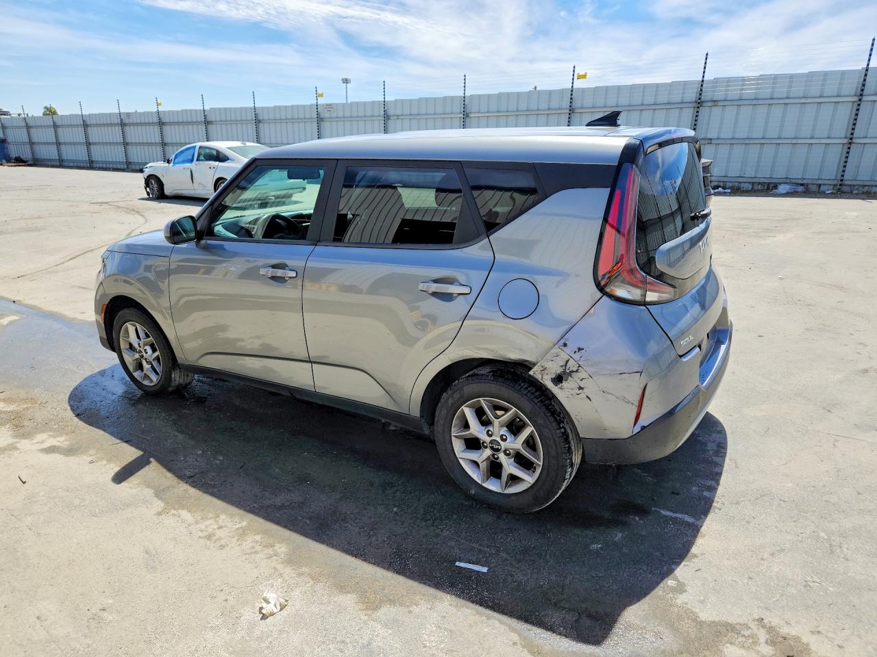 2023 KIA SOUL LX — снимка 2