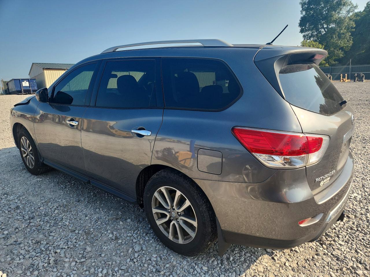 2015 NISSAN PATHFINDER S — снимка 2