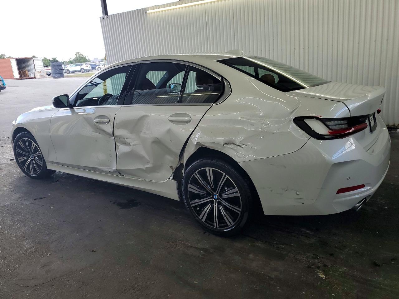 2026 BMW 330I — снимка 2