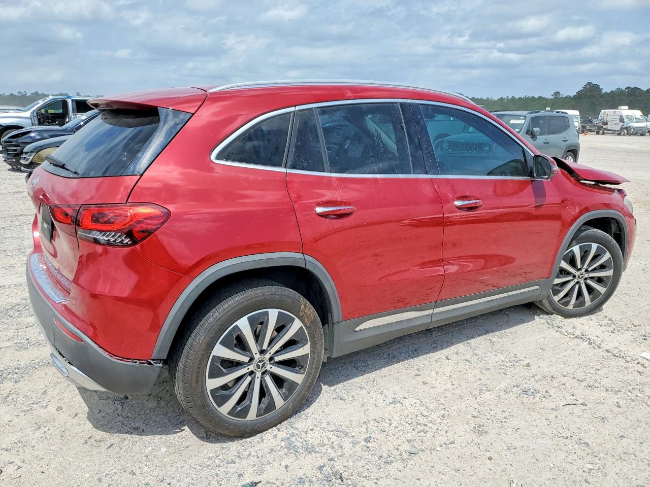 2021 MERCEDES-BENZ GLA 250 — снимка 3