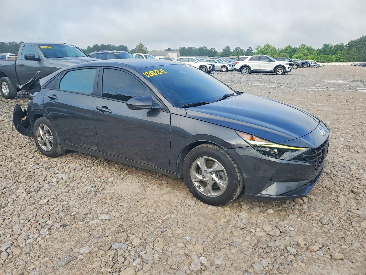 2021 HYUNDAI ELANTRA SE — снимка 4