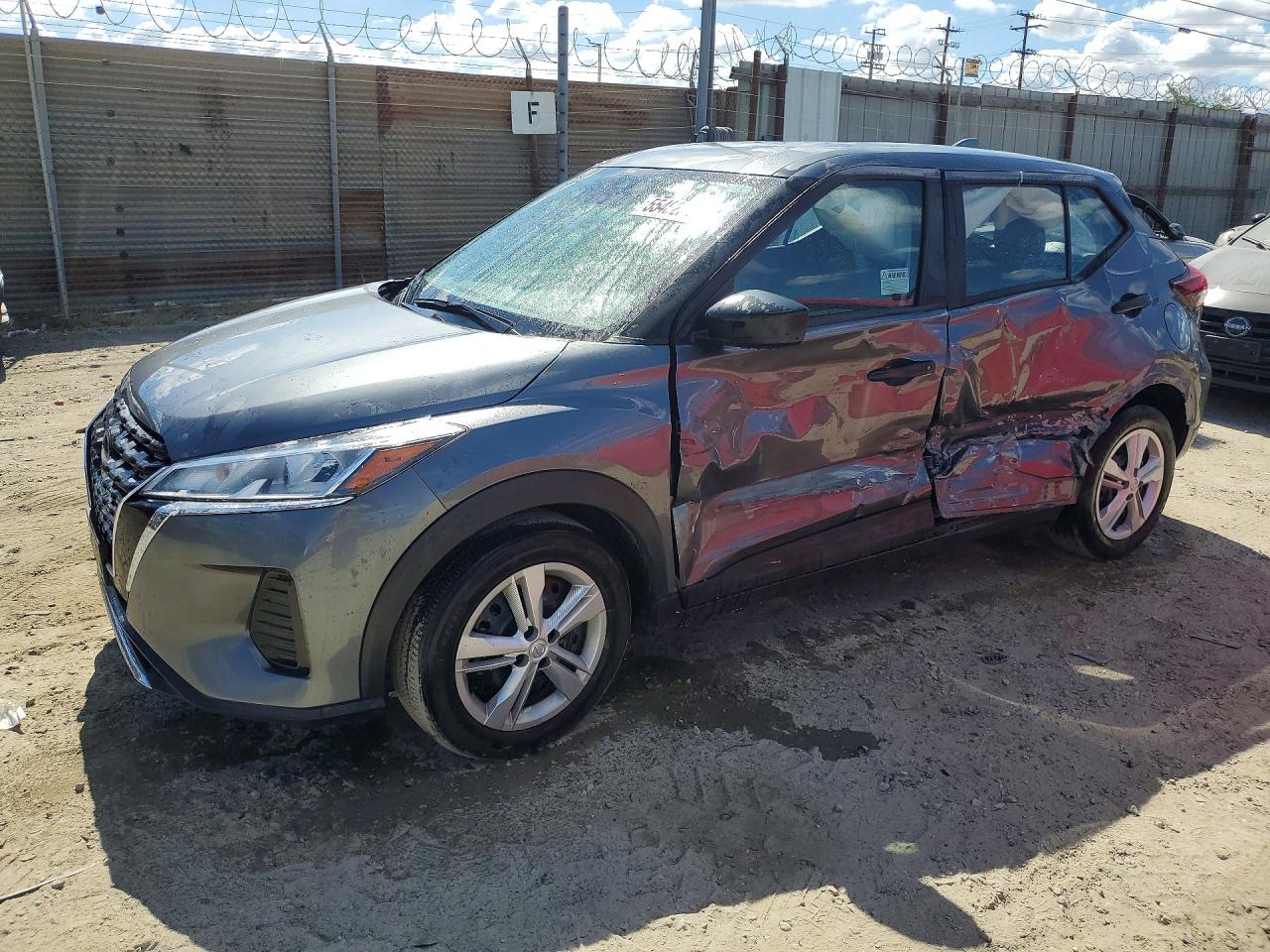 2024 NISSAN KICKS S