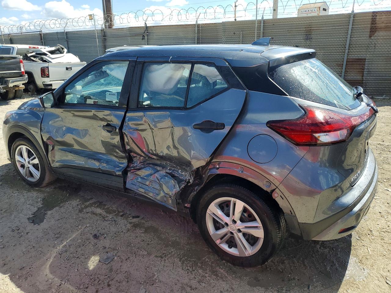 2024 NISSAN KICKS S — снимка 2