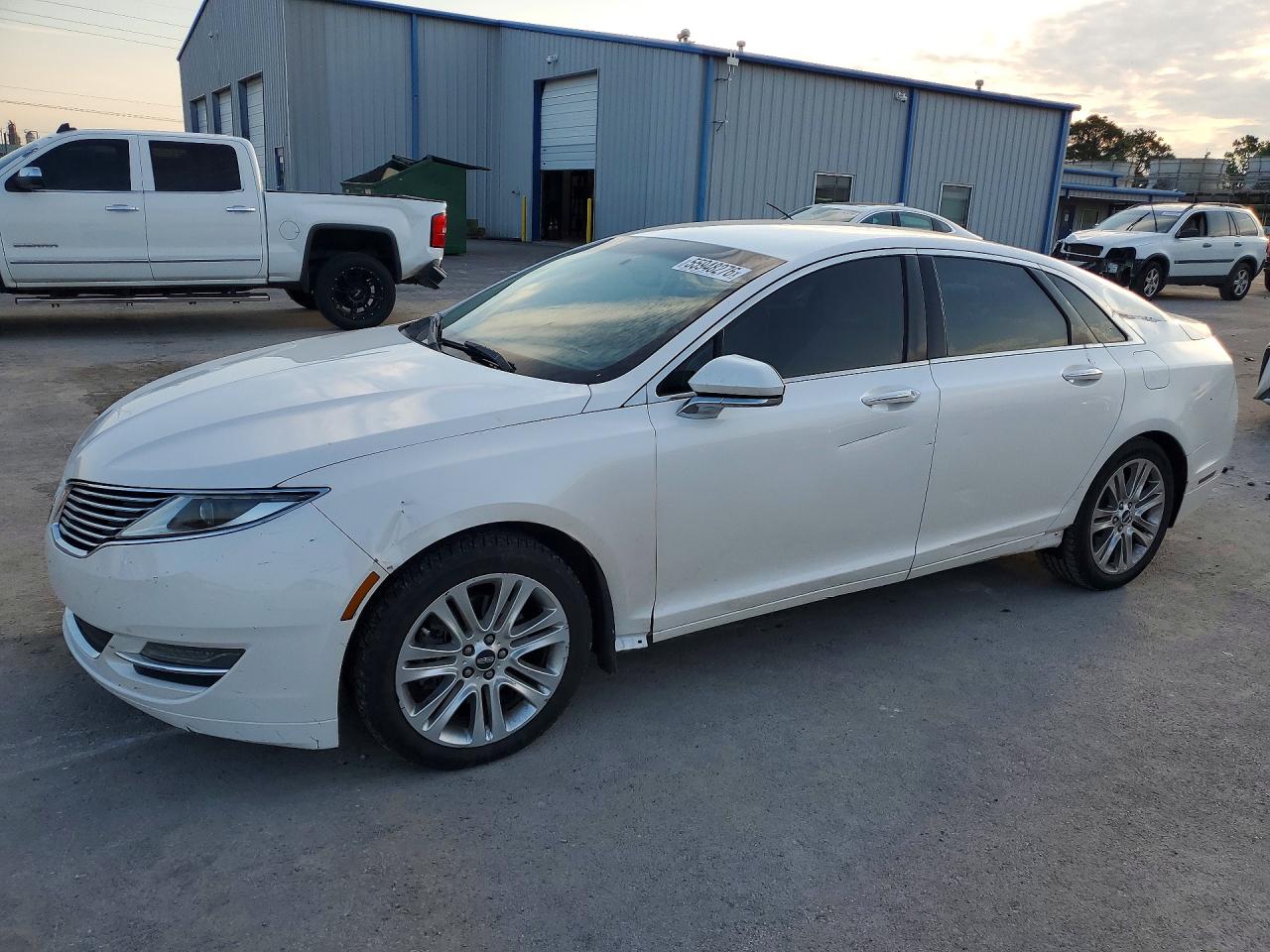 2016 LINCOLN MKZ
