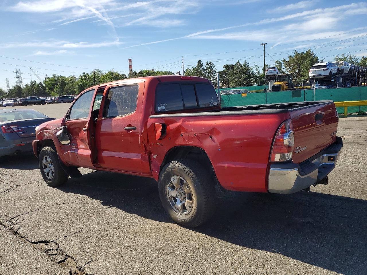 2015 TOYOTA TACOMA V6 — снимка 2