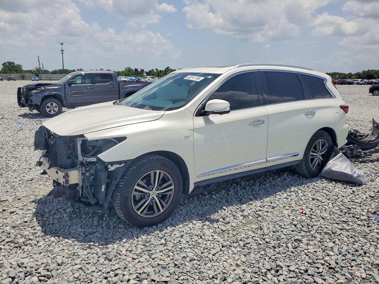2018 INFINITI QX60 BASE