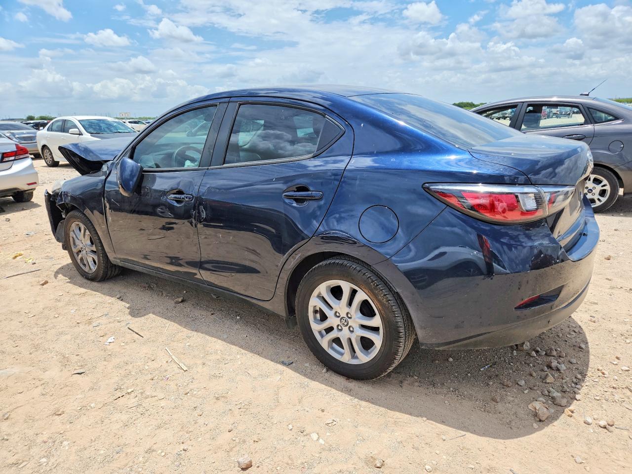 2018 TOYOTA YARIS IA BASE — снимка 2