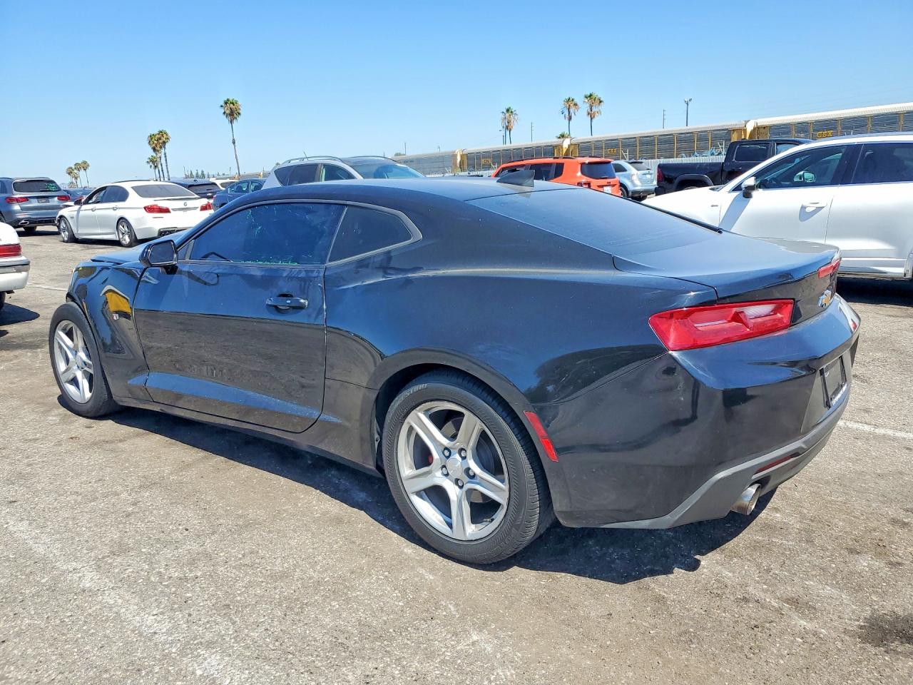 2018 CHEVROLET CAMARO LT — снимка 2