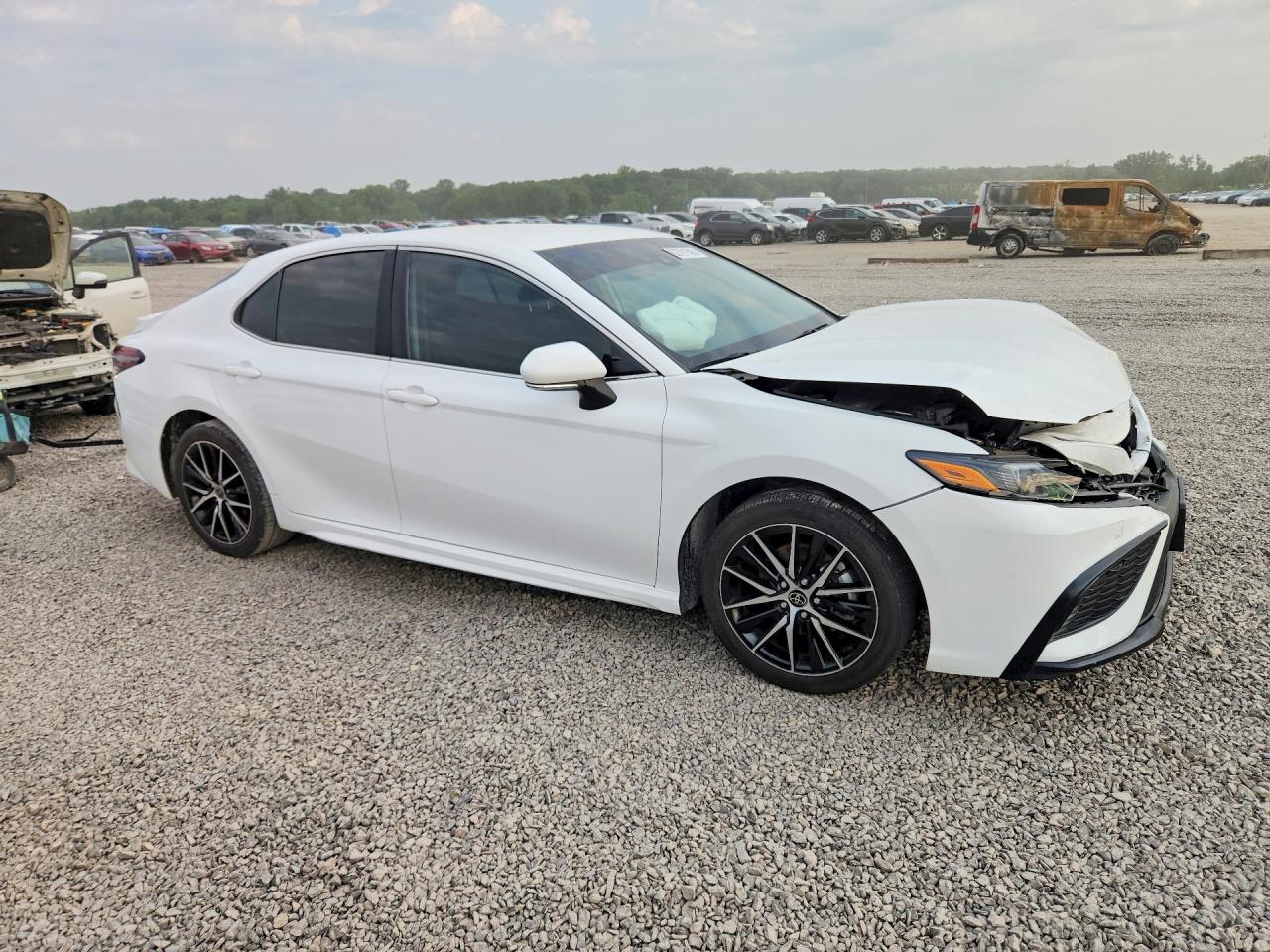 2023 TOYOTA CAMRY SE — снимка 4
